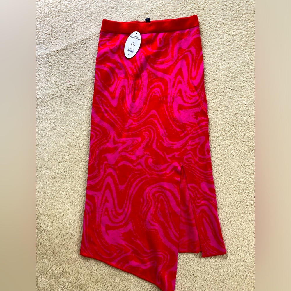 Scoop Asymmetrical Pink/Red